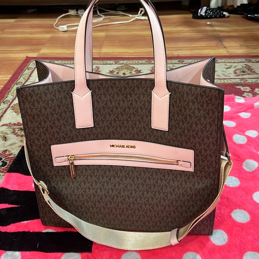 Big Michael kors bag